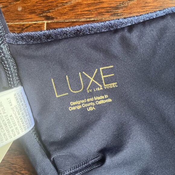 LUXE by Lisa Vogel Blue Velvet Bralette Gorgeous and Sexy Size M NWT Luxurious - Picture 5 of 8